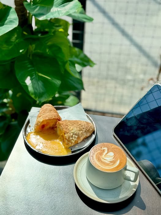 Croissant and a latte
